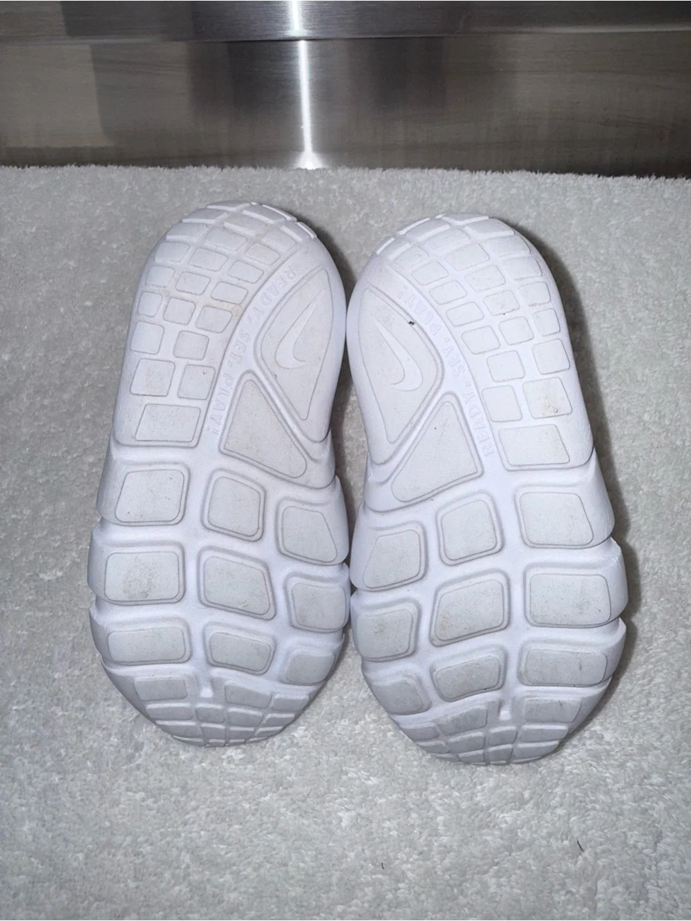 Nike‎ Kids Pink & Gray Slip-On Flex Runner 2 Size 9C Athletic Sneakers